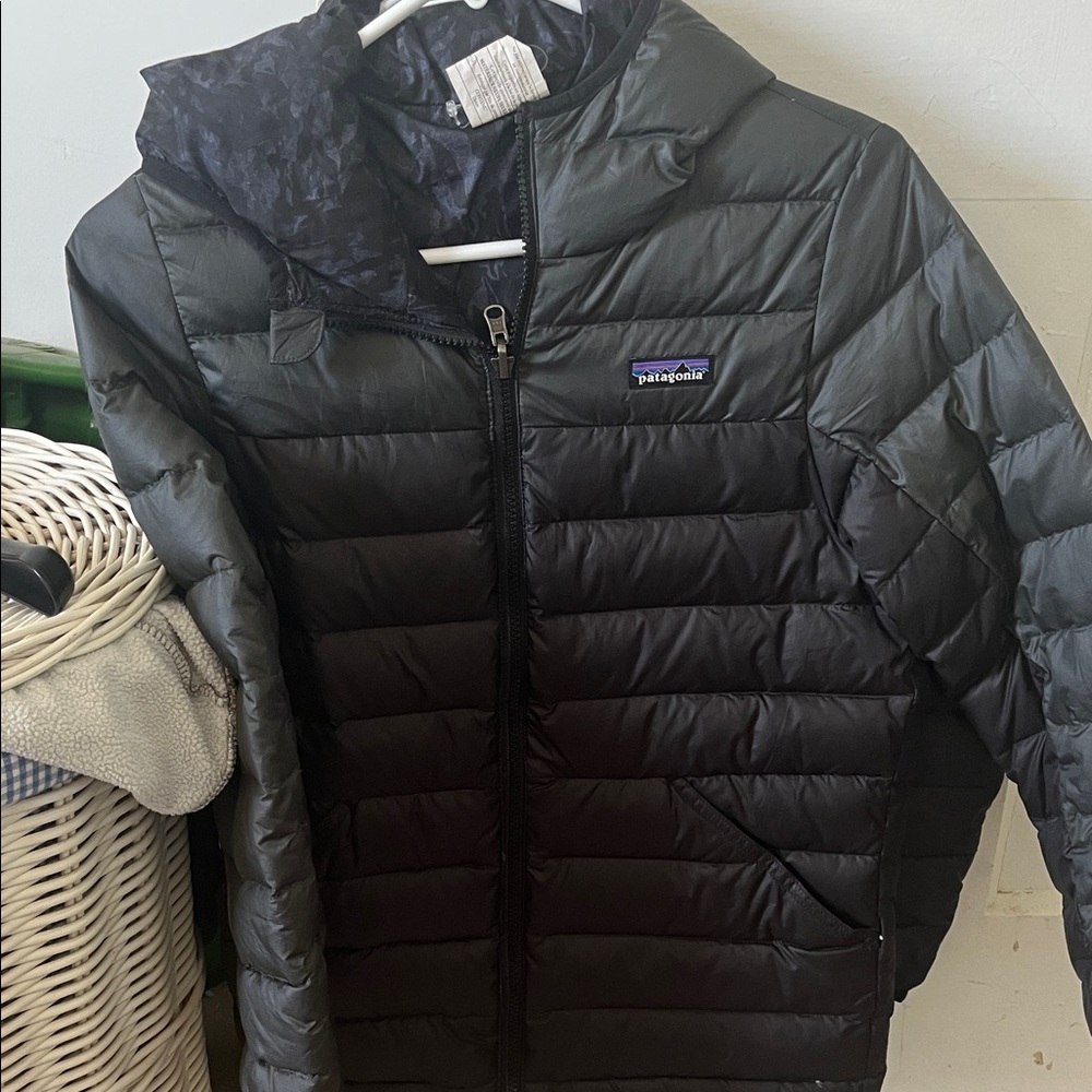 Patagonia Dark Gray Hooded Jacket